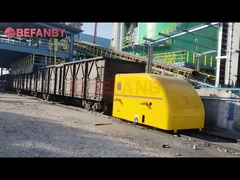 Spoorwegsleepwagen op rails en weg